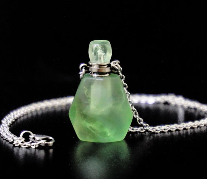 Пляшечка кам'яна для парфумів Зелений флюорит 9170205 фото