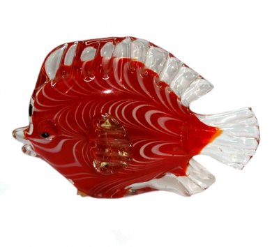 Риба червона кольорове лите скло 9190065 фото