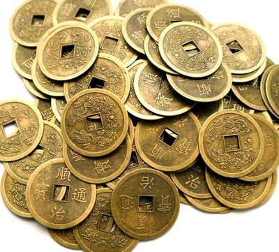 Монета бронзовый цвет 10 МОНЕТ 9270005 фото
