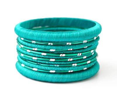 Комплект из 13 браслетов кольцо в ткани Зелёный 9080334 фото