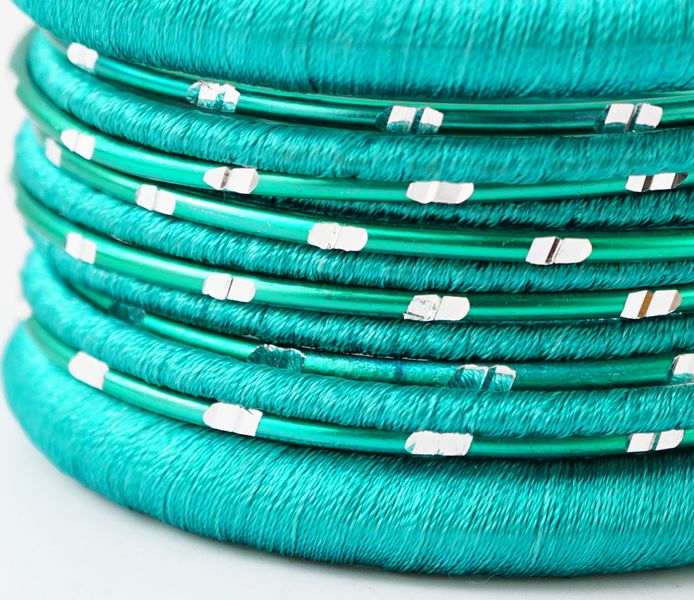 Комплект із 13 браслетів кільце в тканині Зелений 9080334 фото