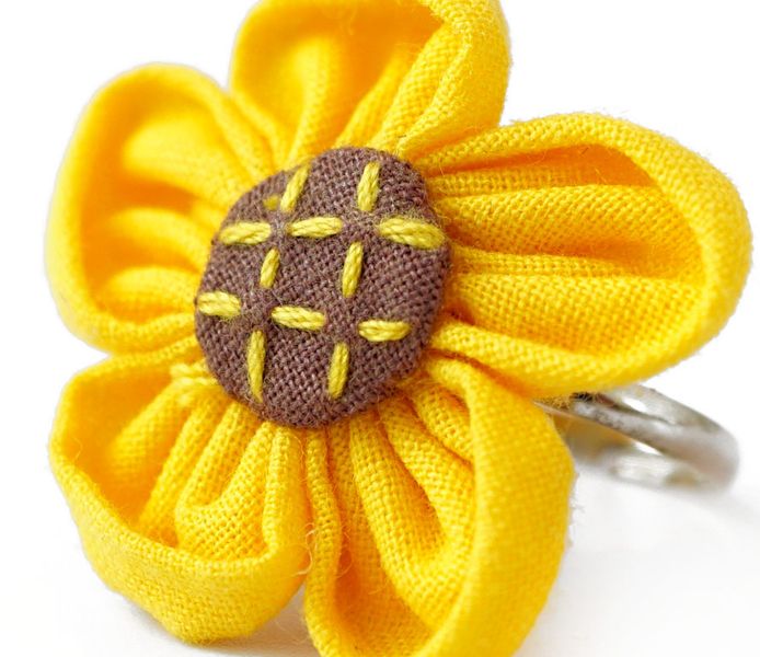 Кольцо тряпичное безразмерное Цветок Желтое 9080443 фото