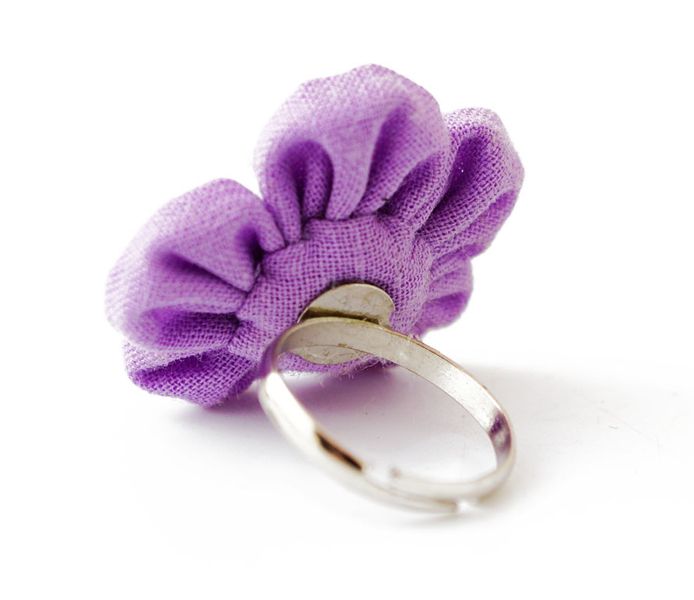 Кольцо тряпичное безразмерное Цветок Сиреневое 9080443 фото