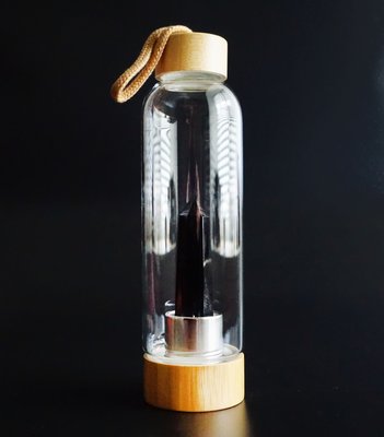 Бутылка для воды с кристаллом 550мл. Черный обсидиан 24834 фото